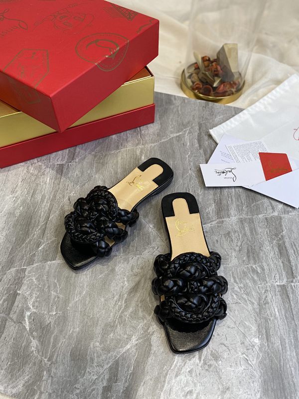 Chloe’s Picks - High-Quality Designer Products for You - AFFORDABLE LUXURY HEELS - 7967