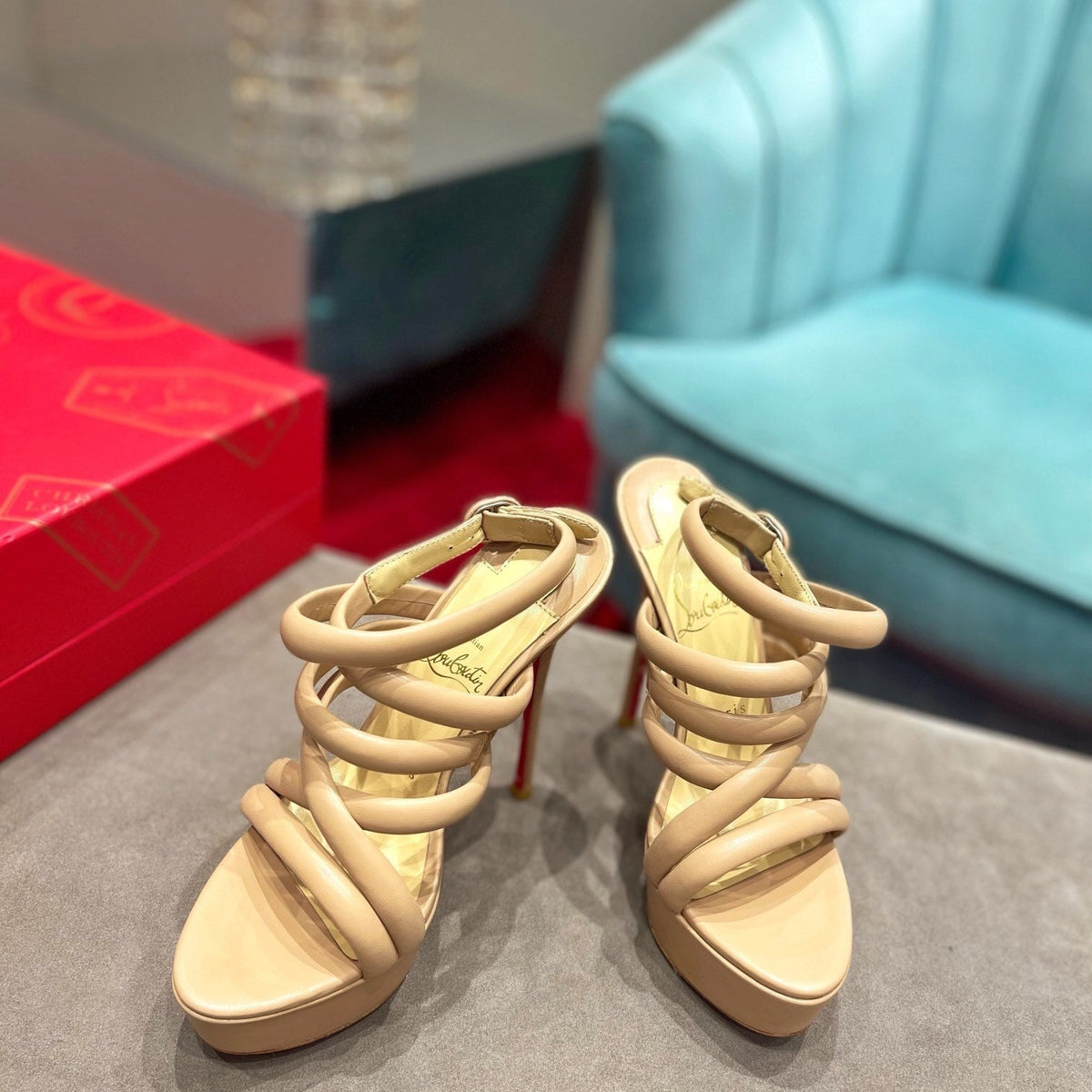 Chloe’s Picks - High-Quality Designer Products for You - AFFORDABLE LUXURY HEELS - 7955