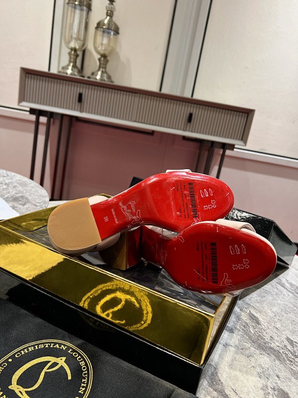 Chloe’s Picks - High-Quality Designer Products for You - AFFORDABLE LUXURY HEELS - 8103