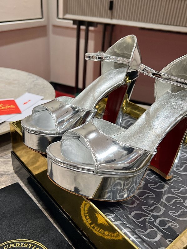 Chloe’s Picks - Premium Luxury Goods and Accessories - AFFORDABLE LUXURY HEELS - 8242