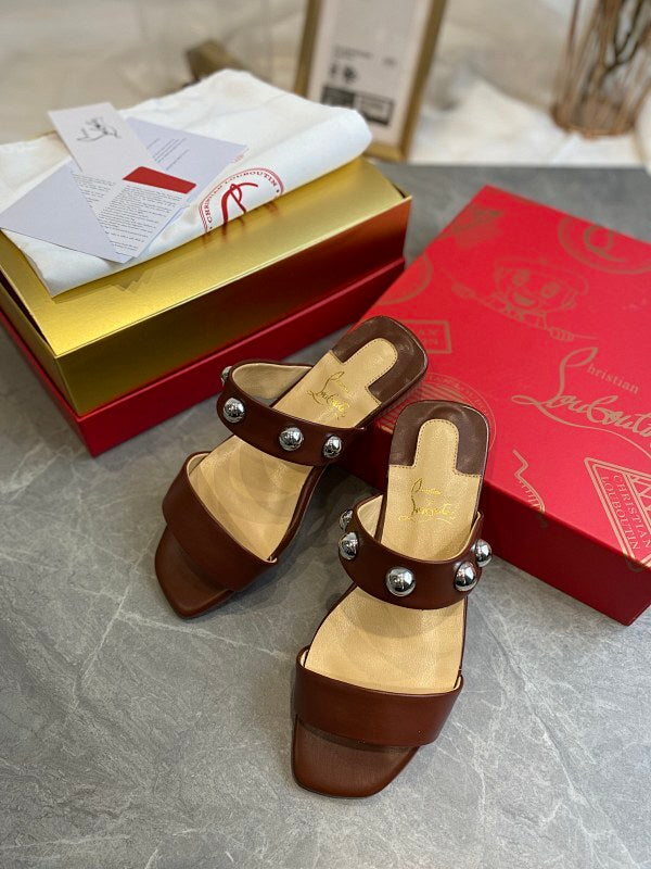 Chloe’s Picks - High-Quality Designer Products for You - AFFORDABLE LUXURY HEELS - 7975