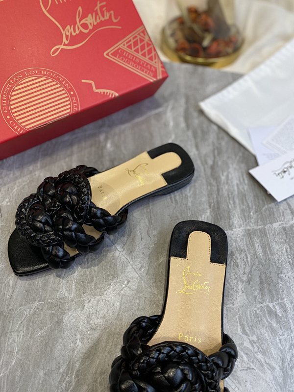 Chloe’s Picks - High-Quality Designer Products for You - AFFORDABLE LUXURY HEELS - 7967