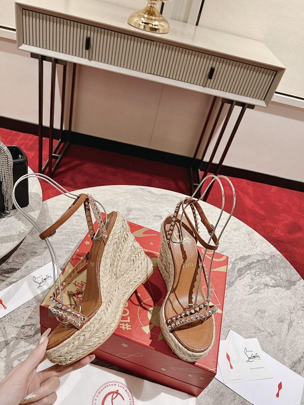 Chloe’s Picks - High-Quality Designer Products for You - AFFORDABLE LUXURY HEELS - 8315