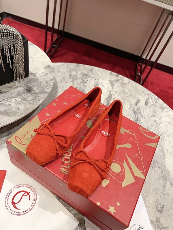 Chloe’s Picks - Premium Luxury Goods and Accessories - AFFORDABLE LUXURY HEELS - 8226
