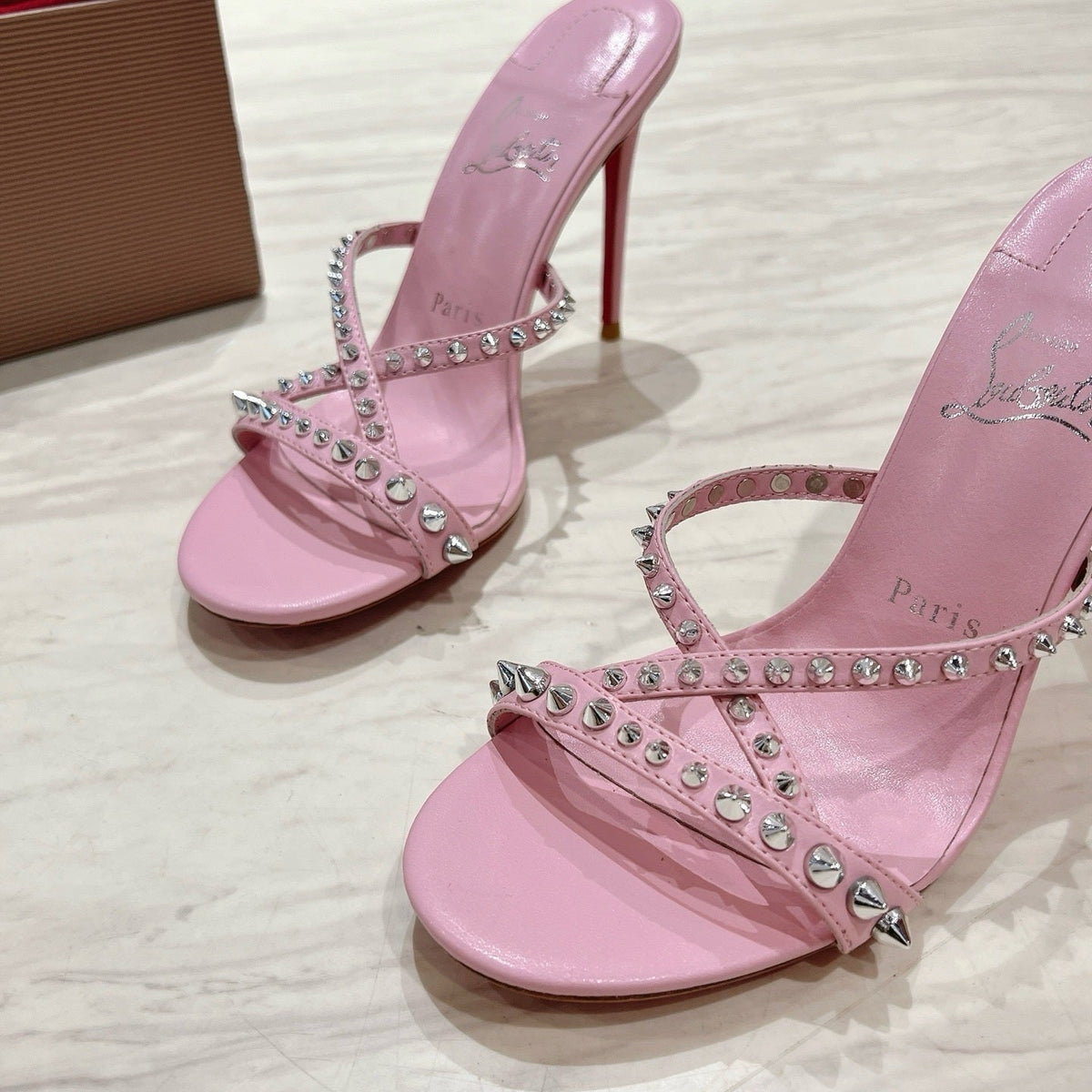 Chloe’s Picks - High-Quality Designer Products for You - AFFORDABLE LUXURY HEELS - 8287