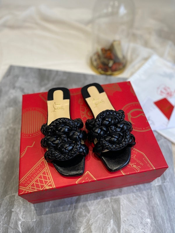 Chloe’s Picks - High-Quality Designer Products for You - AFFORDABLE LUXURY HEELS - 7967