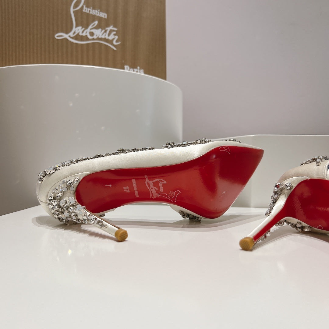 Chloe’s Picks - High-Quality Designer Products for You - AFFORDABLE LUXURY HEELS - 8027