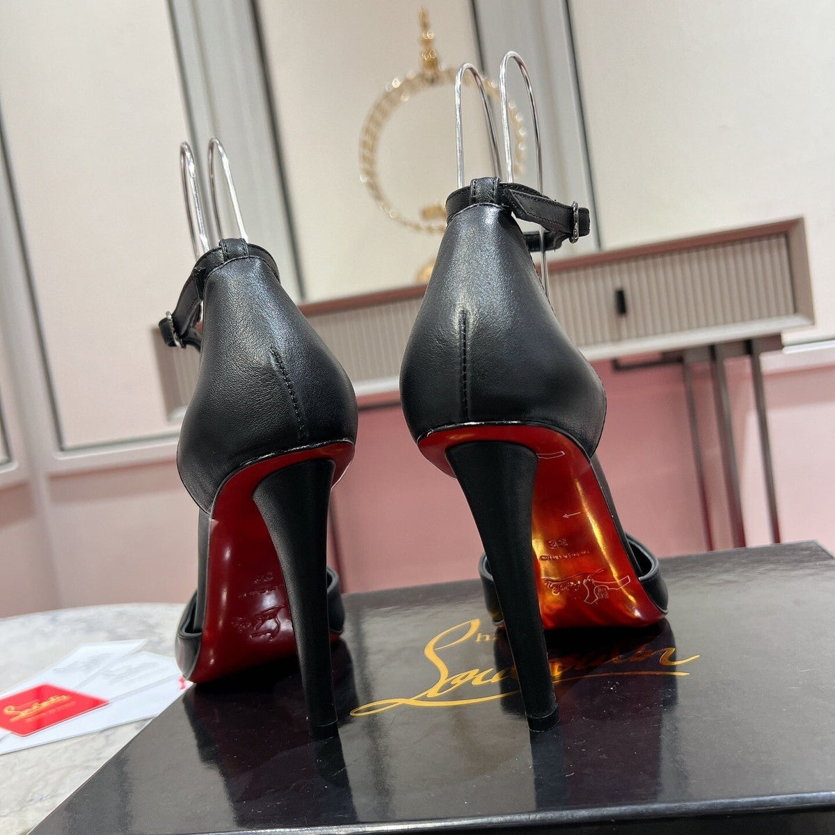 Chloe’s Picks - Premium Luxury Goods and Accessories - AFFORDABLE LUXURY HEELS - 8086