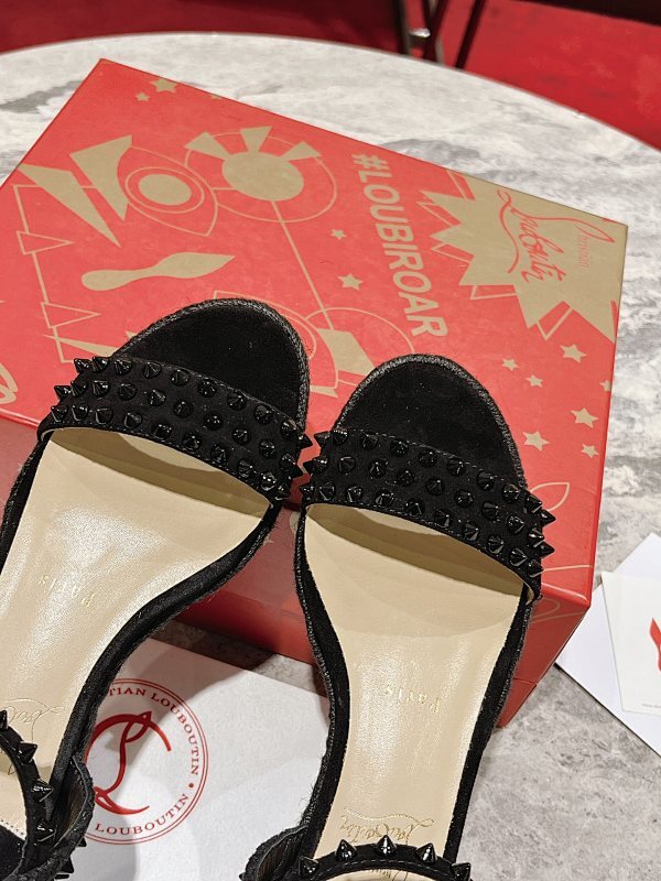 Chloe’s Picks - Premium Luxury Goods and Accessories - AFFORDABLE LUXURY HEELS - 8314