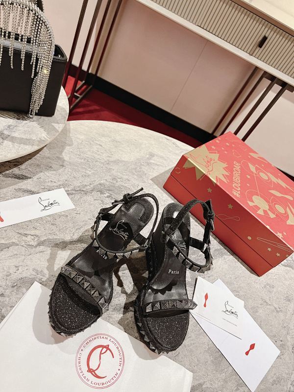 Chloe’s Picks - High-Quality Designer Products for You - AFFORDABLE LUXURY HEELS - 8319