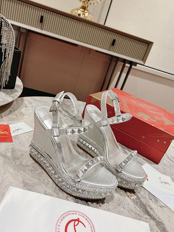 Chloe’s Picks - Premium Luxury Goods and Accessories - AFFORDABLE LUXURY HEELS - 8078