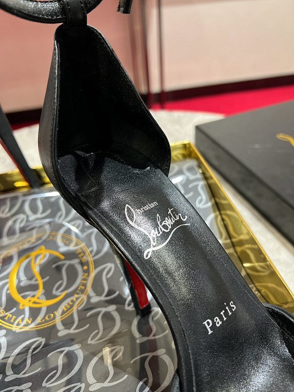 Chloe’s Picks - Premium Luxury Goods and Accessories - AFFORDABLE LUXURY HEELS - 8086