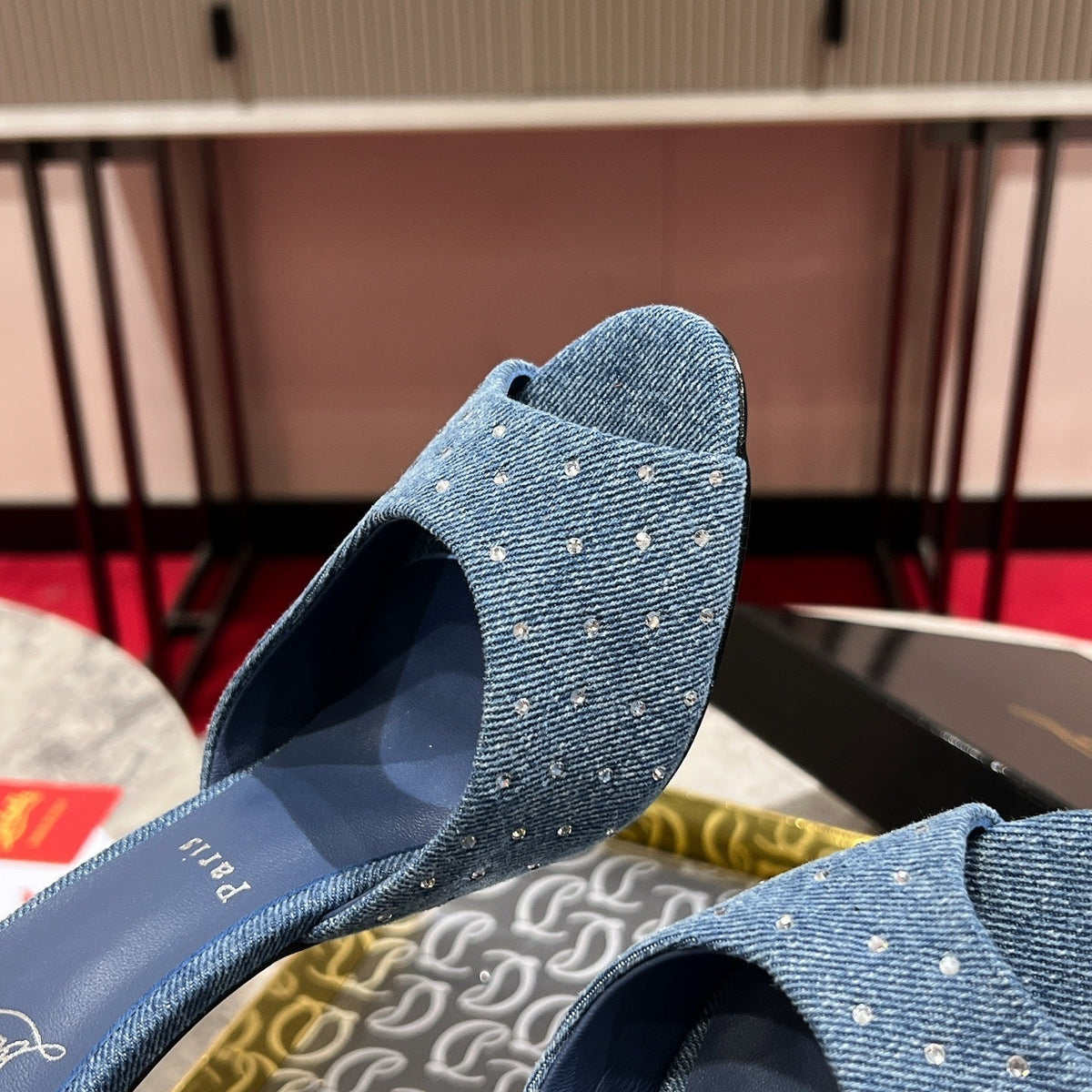 Chloe’s Picks - Premium Luxury Goods and Accessories - AFFORDABLE LUXURY HEELS - 8166