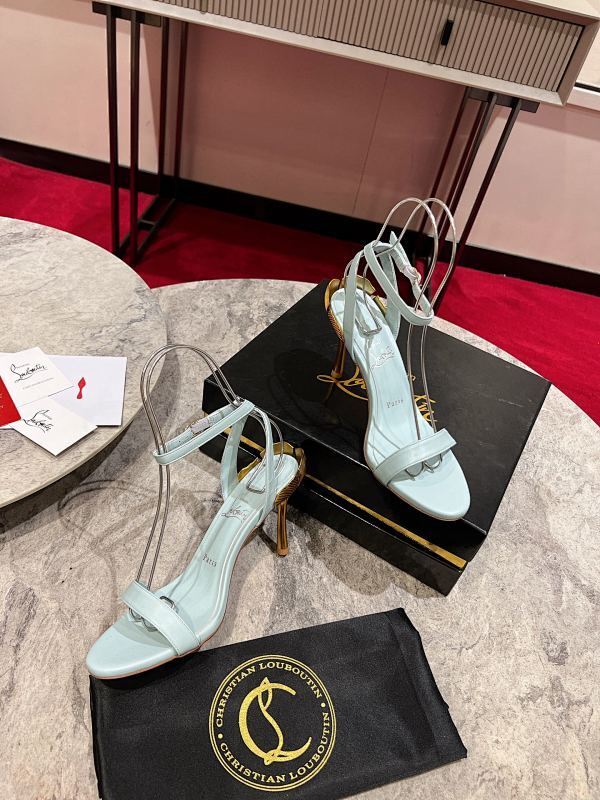 Chloe’s Picks - Premium Luxury Goods and Accessories - AFFORDABLE LUXURY HEELS - 8098