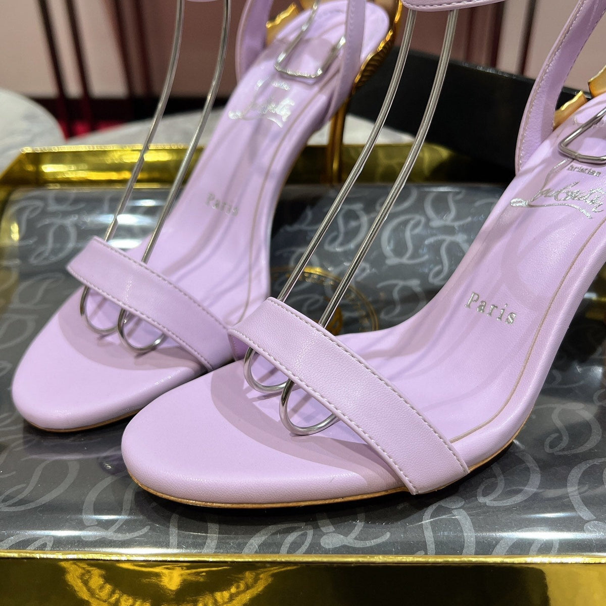 Chloe’s Picks - High-Quality Designer Products for You - AFFORDABLE LUXURY HEELS - 8095