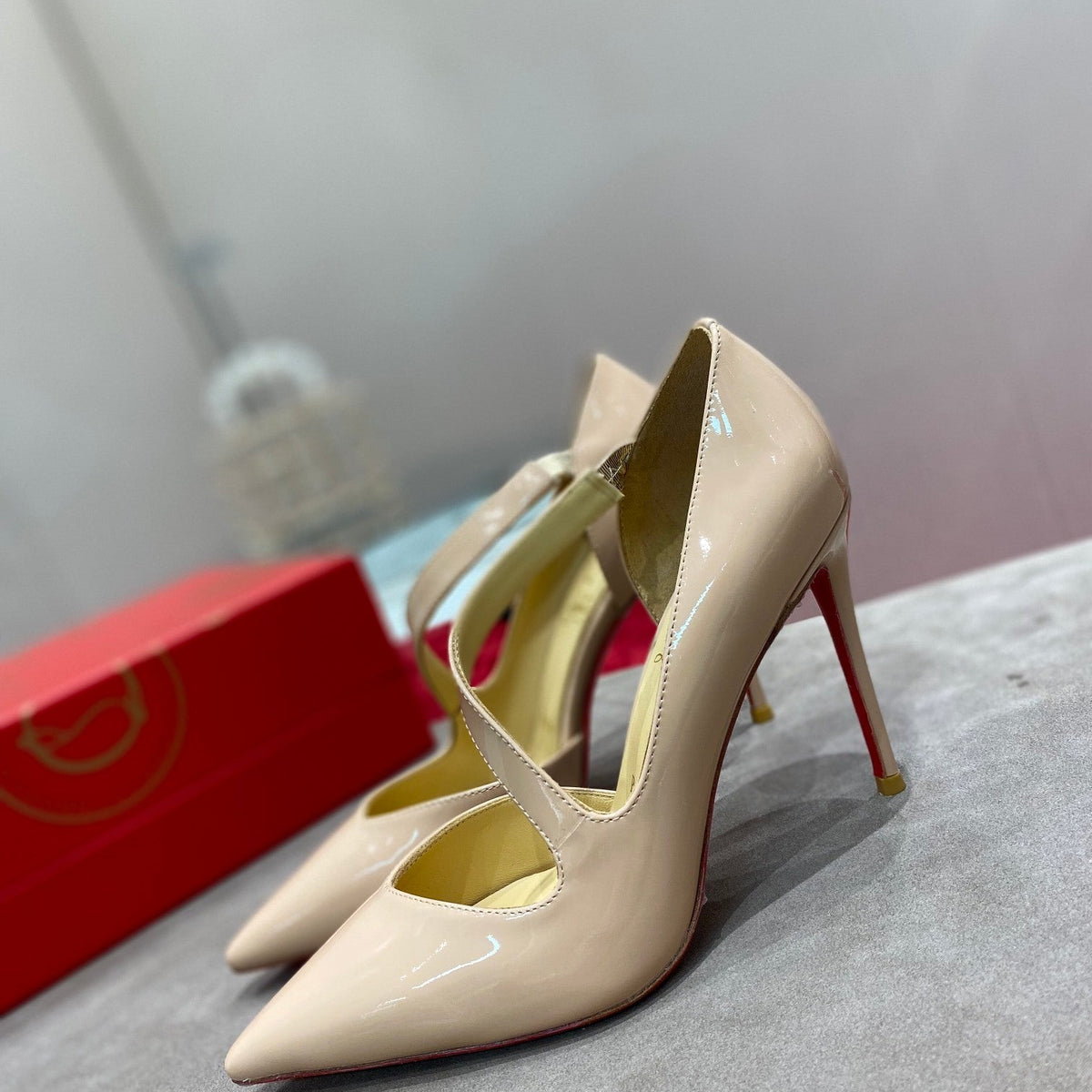 Chloe’s Picks - High-Quality Designer Products for You - AFFORDABLE LUXURY HEELS - 7963