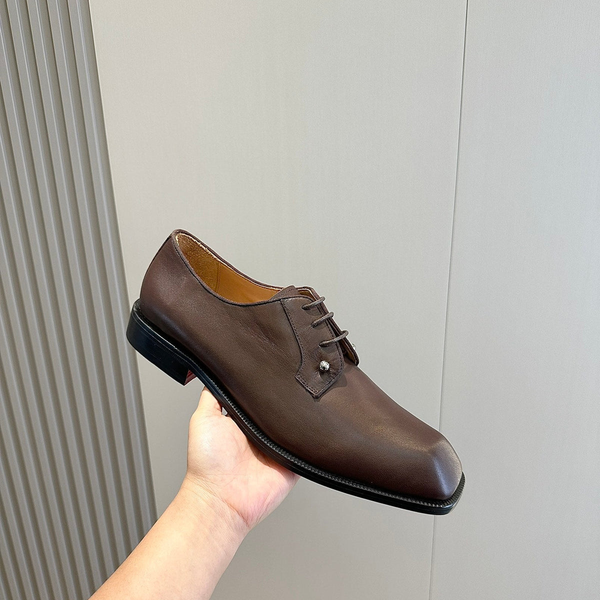 Chloe’s Picks - High-Quality Designer Products for You - AFFORDABLE LUXURY HEELS - 8039