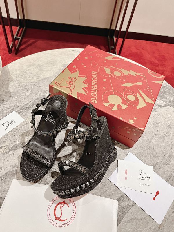 Chloe’s Picks - High-Quality Designer Products for You - AFFORDABLE LUXURY HEELS - 8319