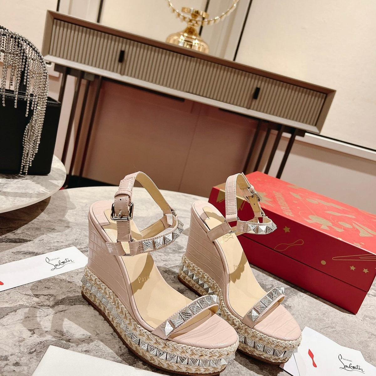 Dragons Bags - Premium Luxury Goods and Accessories - AFFORDABLE LUXURY HEELS - 8322