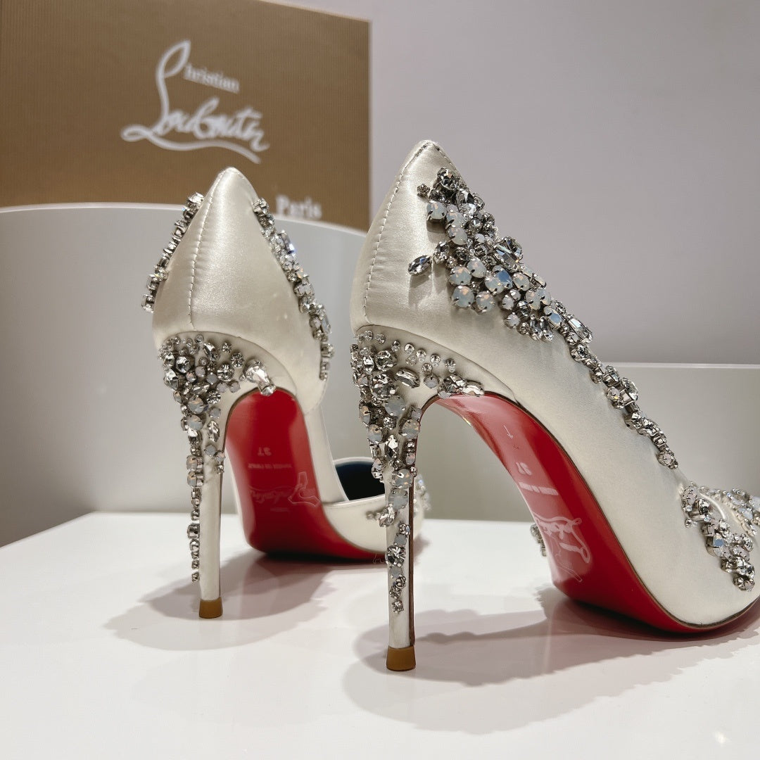 Chloe’s Picks - High-Quality Designer Products for You - AFFORDABLE LUXURY HEELS - 8027