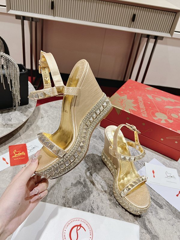 Chloe’s Picks - Premium Luxury Goods and Accessories - AFFORDABLE LUXURY HEELS - 8074