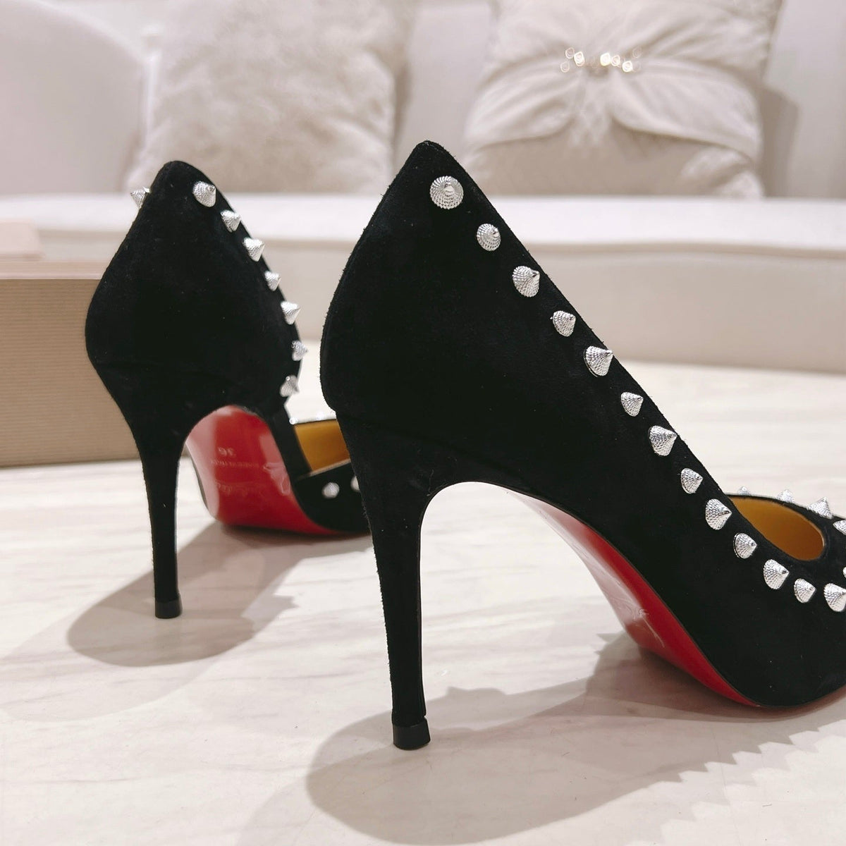 Chloe’s Picks - High-Quality Designer Products for You - AFFORDABLE LUXURY HEELS - 8211