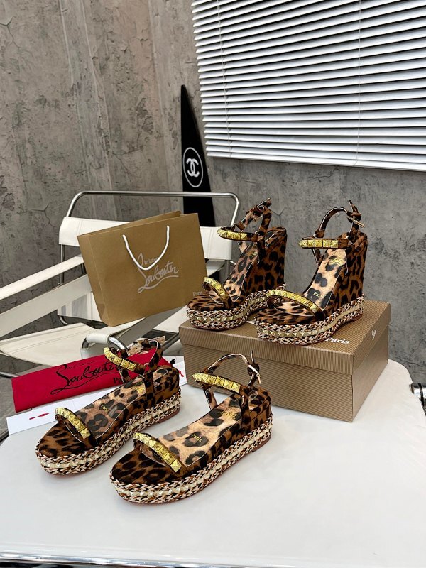 Chloe’s Picks - Premium Luxury Goods and Accessories - AFFORDABLE LUXURY HEELS - 8070