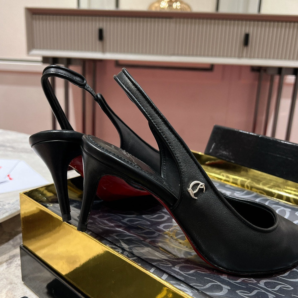 Chloe’s Picks - Premium Luxury Goods and Accessories - AFFORDABLE LUXURY HEELS - 8174