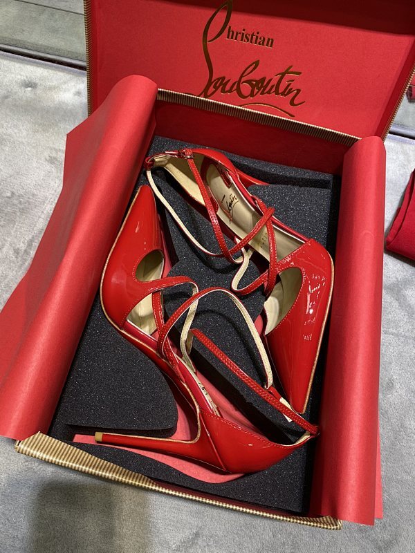 Chloe’s Picks - High-Quality Designer Products for You - AFFORDABLE LUXURY HEELS - 7951