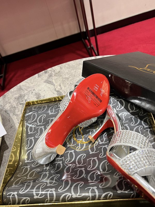 Chloe’s Picks - High-Quality Designer Products for You - AFFORDABLE LUXURY HEELS - 8079