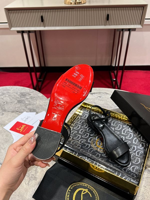 Chloe’s Picks - High-Quality Designer Products for You - AFFORDABLE LUXURY HEELS - 8119