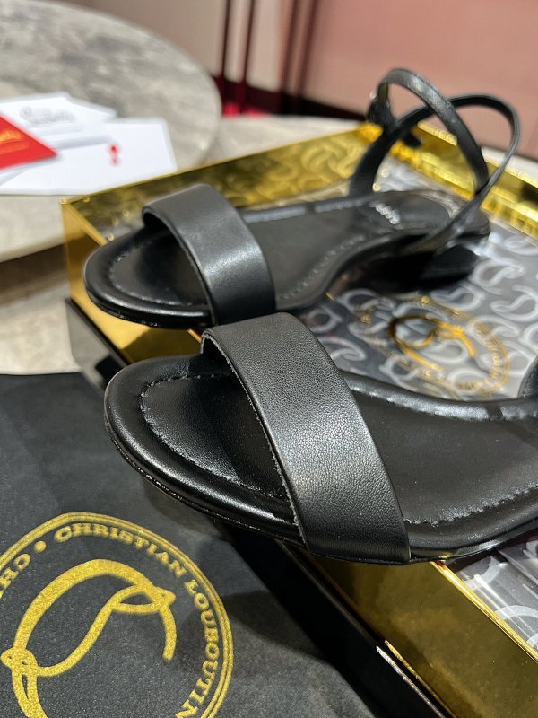 Chloe’s Picks - High-Quality Designer Products for You - AFFORDABLE LUXURY HEELS - 8119