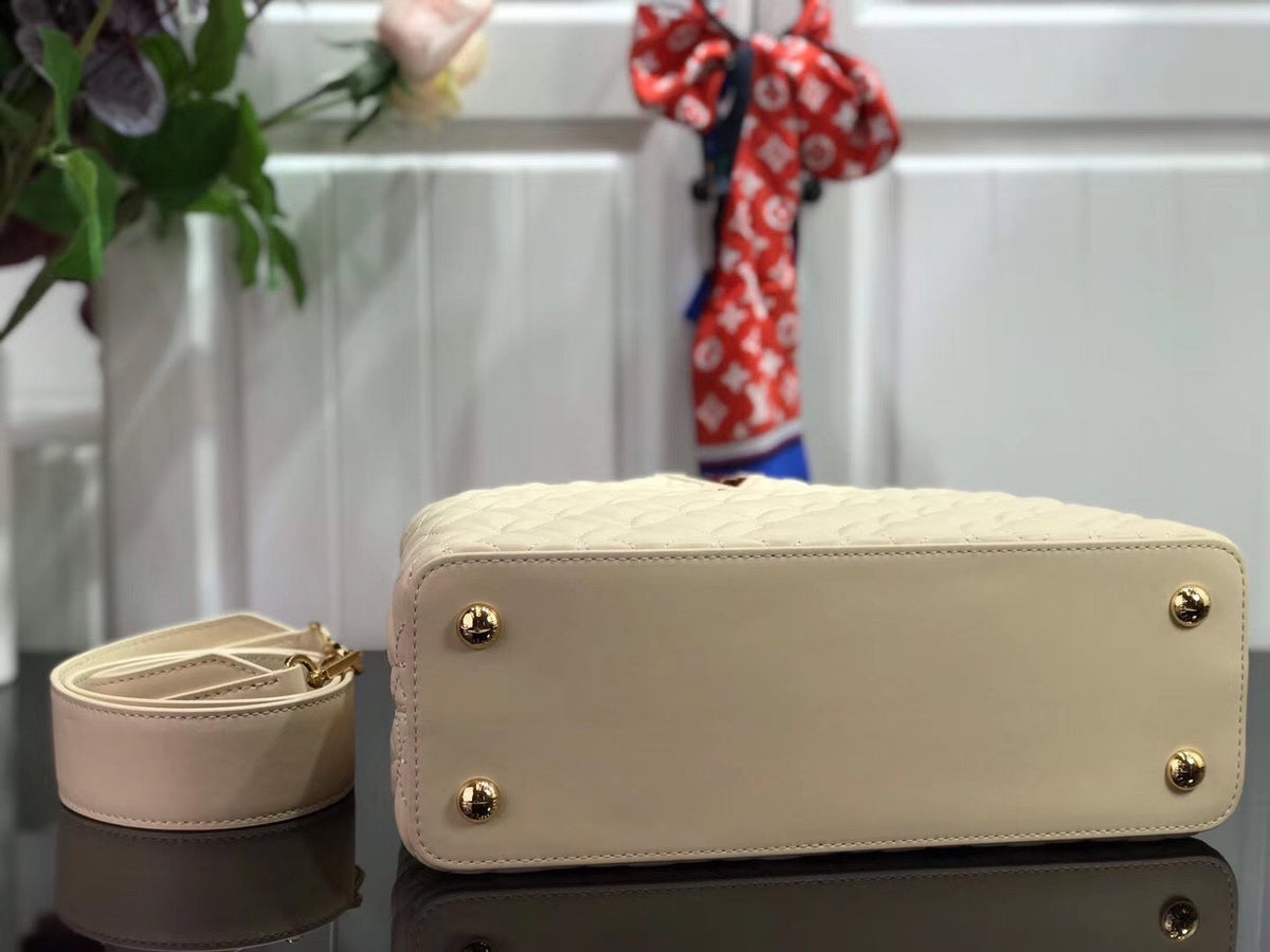 Chloe’s Picks - DESIGNER BAGS FOR WOMEN - AFFORDABLE LUXURY BAGS - 4028