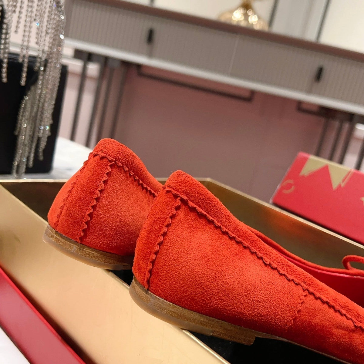 Chloe’s Picks - Premium Luxury Goods and Accessories - AFFORDABLE LUXURY HEELS - 8226