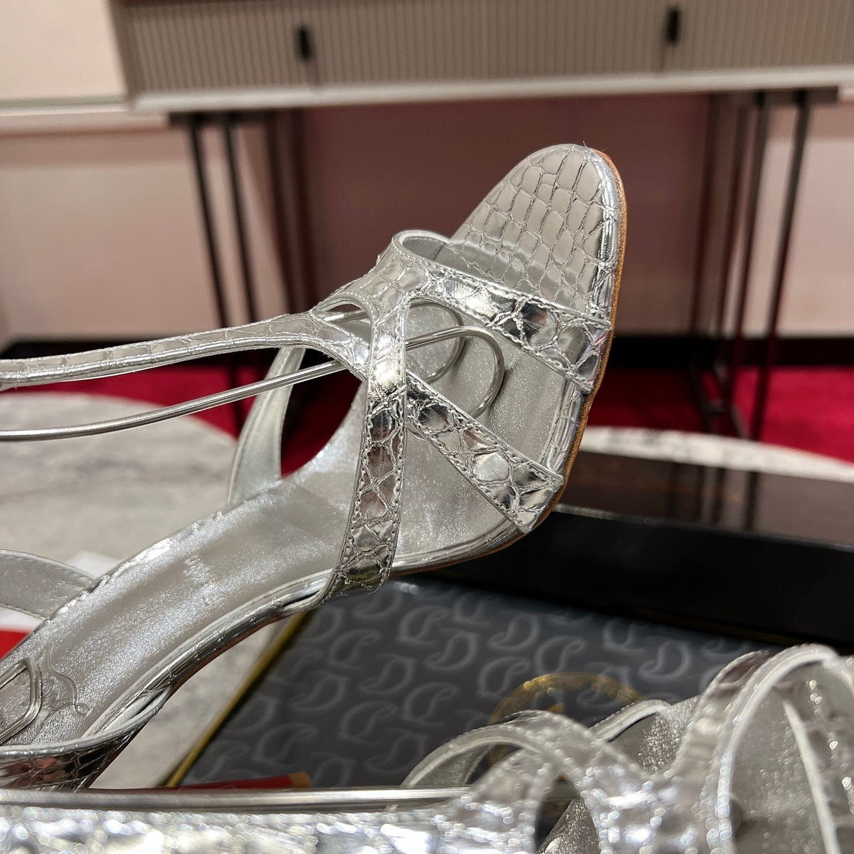 Chloe’s Picks - DESIGNER HEELS FOR WOMEN - AFFORDABLE LUXURY HEELS - 8076