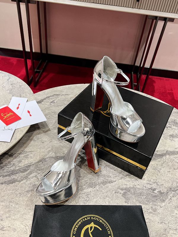 Chloe’s Picks - Premium Luxury Goods and Accessories - AFFORDABLE LUXURY HEELS - 8242