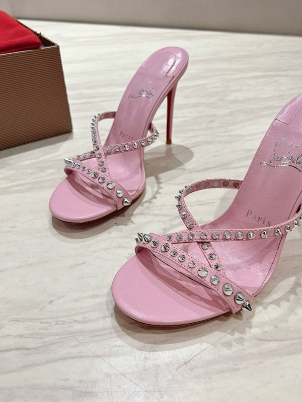 Chloe’s Picks - High-Quality Designer Products for You - AFFORDABLE LUXURY HEELS - 8287