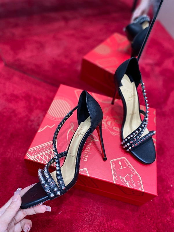Chloe’s Picks - Premium Luxury Goods and Accessories - AFFORDABLE LUXURY HEELS - 7962