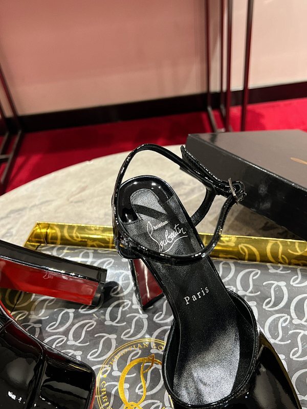 Chloe’s Picks - Premium Luxury Goods and Accessories - AFFORDABLE LUXURY HEELS - 8234