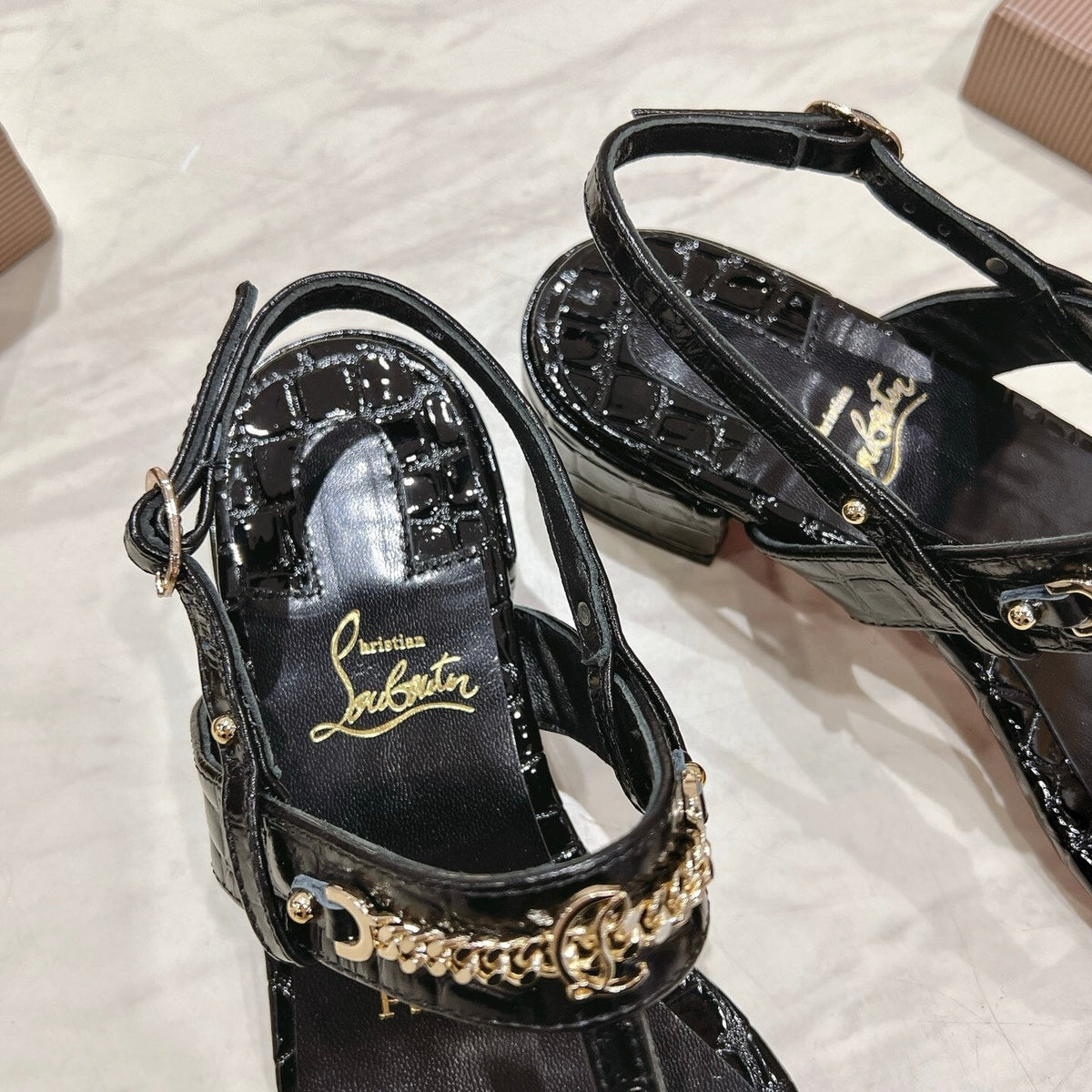 Chloe’s Picks - Premium Luxury Goods and Accessories - AFFORDABLE LUXURY HEELS - 8238