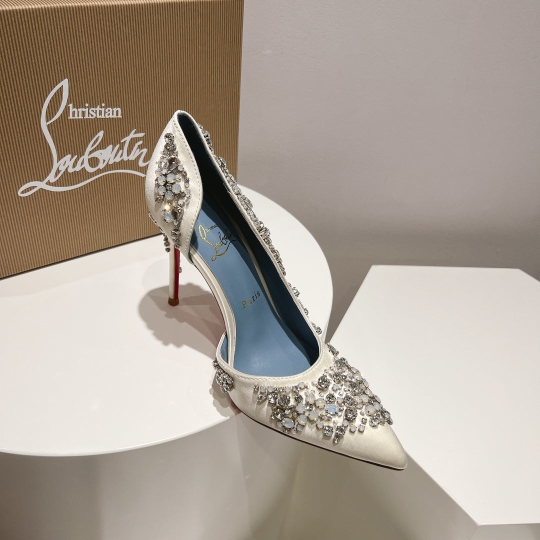 Chloe’s Picks - High-Quality Designer Products for You - AFFORDABLE LUXURY HEELS - 8027