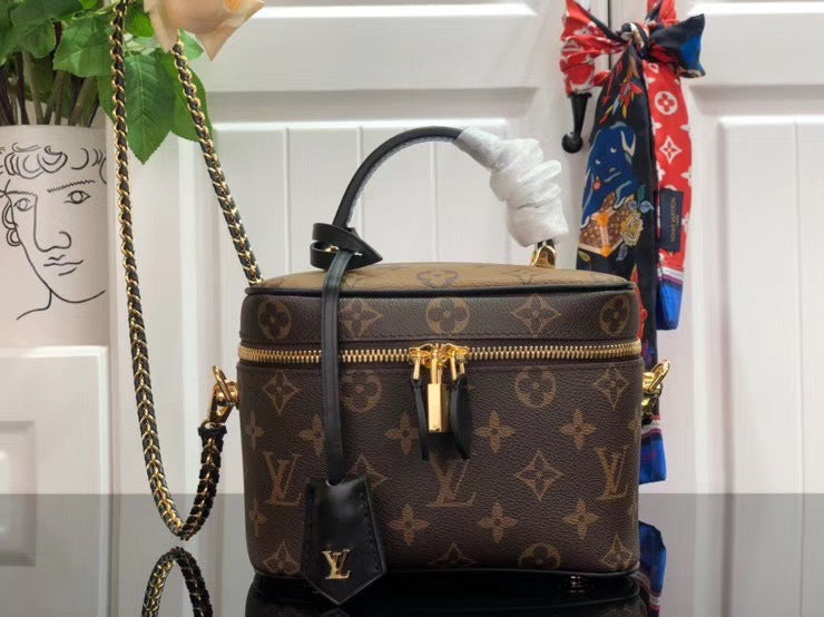 Chloe’s Picks - Premium Luxury Goods and Accessories - AFFORDABLE LUXURY BAGS - 4298