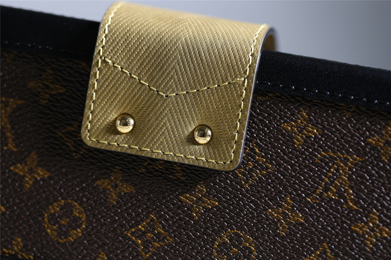 I W Fashion Lu-Vi bags - 8226