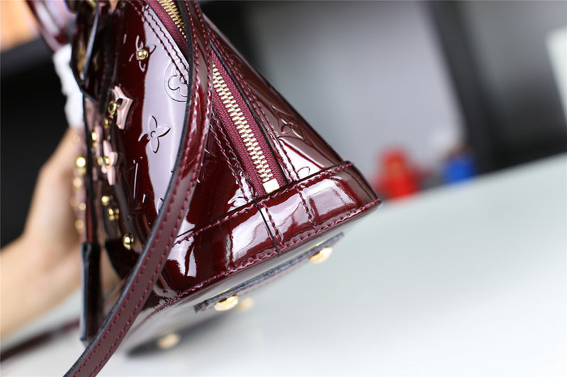 I W Fashion Lu-Vi bags - 8264
