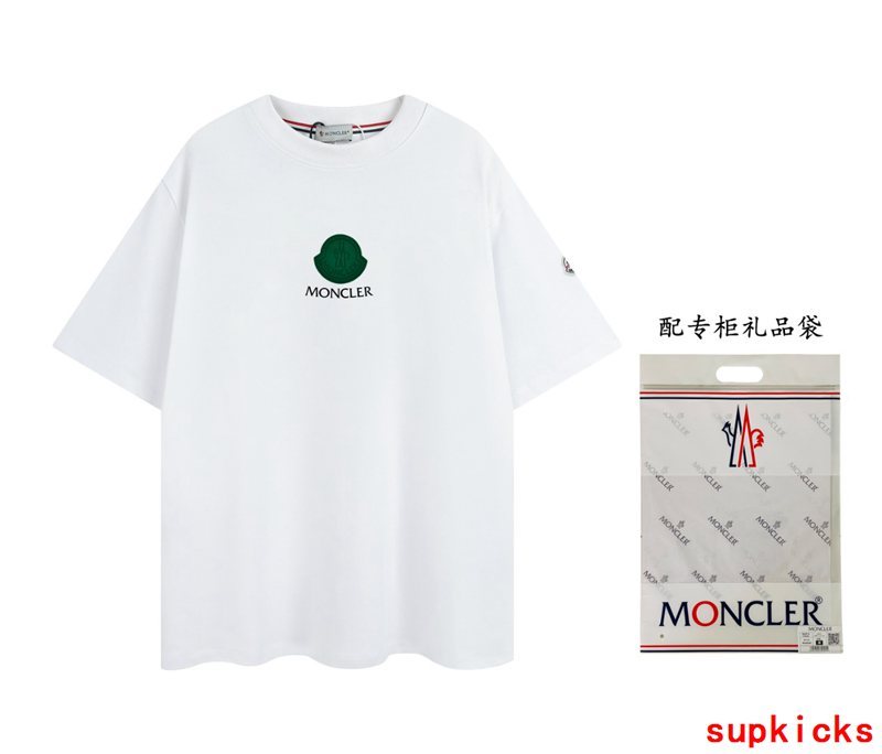 Moncler Luxury Cloth