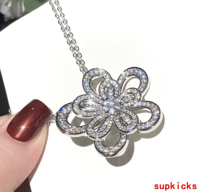 Van Cleef & Arples Jewelry