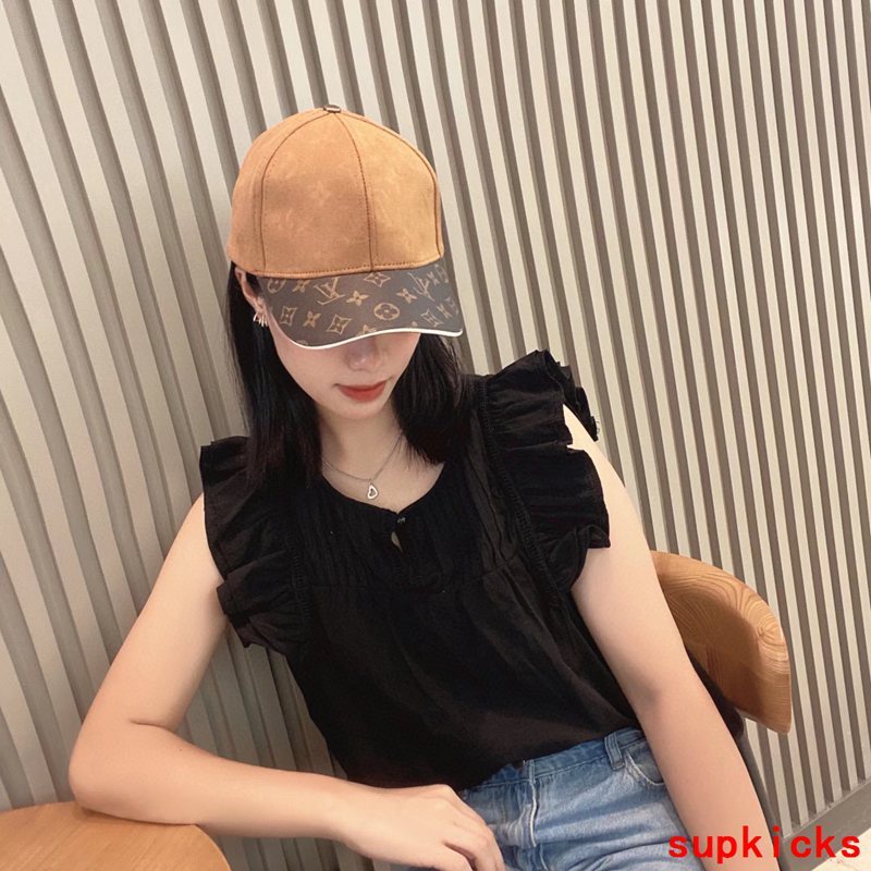 Louis Vuitton Luxury Cap