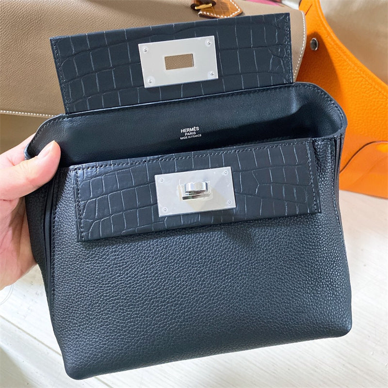 PHA - HMS Bags - 402
