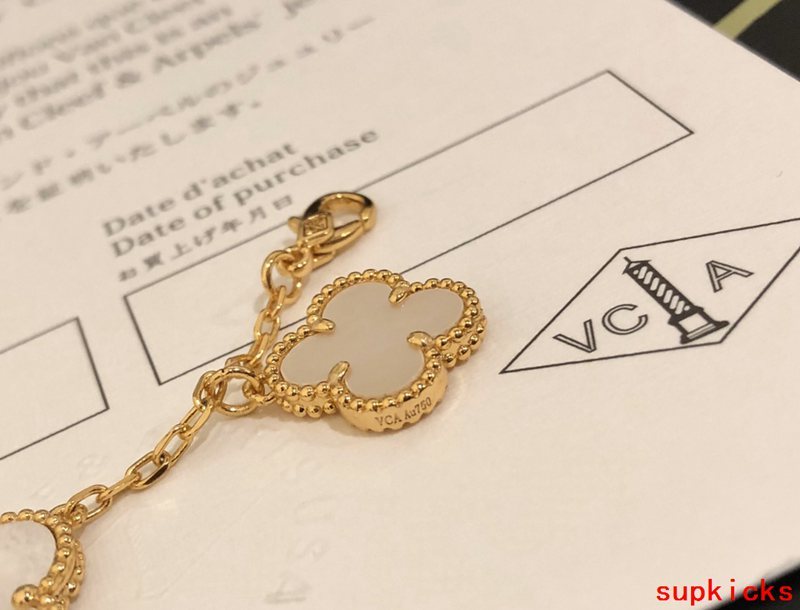 Van Cleef & Arples Jewelry