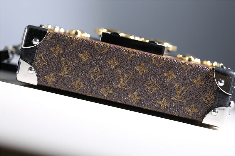 I W Fashion Lu-Vi bags - 8226